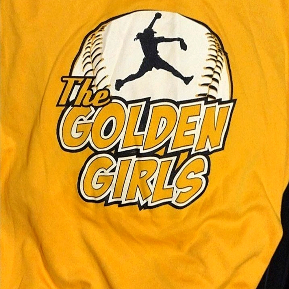 Women's size large supper cute t shirt